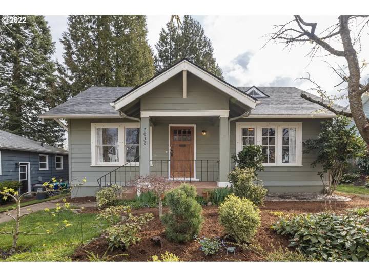 7038 N Kerby Ave, Portland