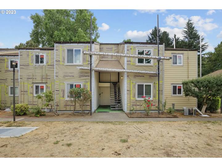 2710 SE 138th Ave 47, Portland