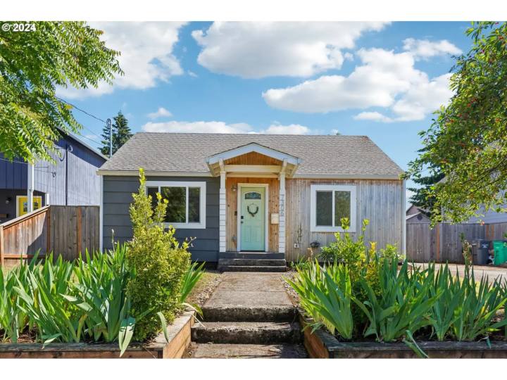 7306 SE Bybee Blvd, Portland