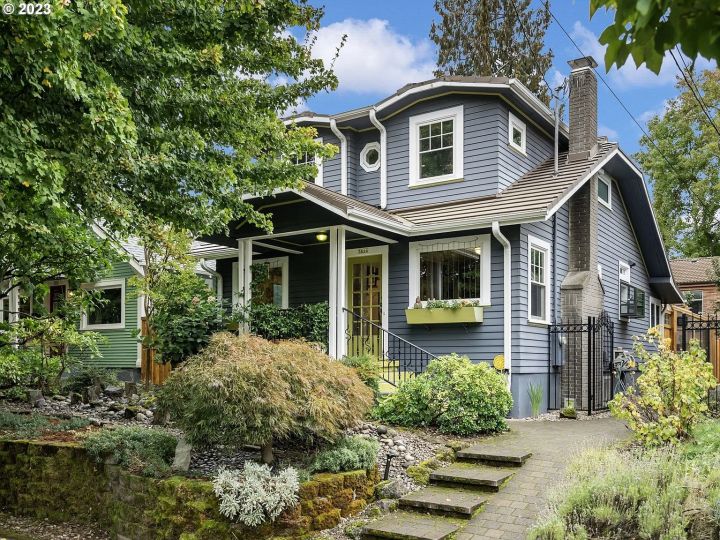 3820 SE Alder St, Portland