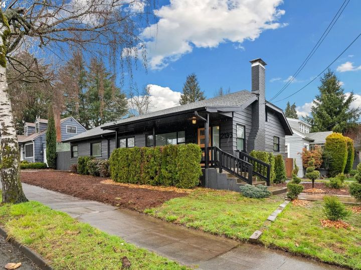 2135 SE Bybee Blvd, Portland