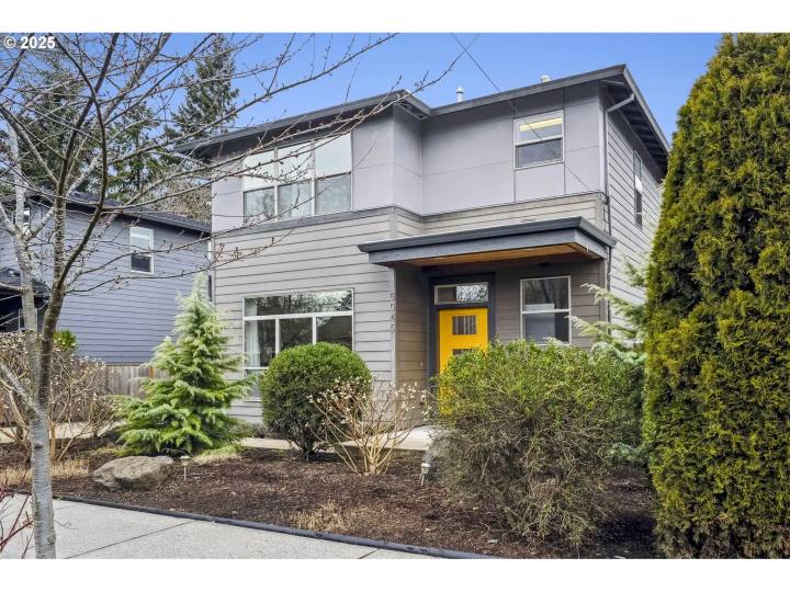 5045 SE Knapp St, Portland