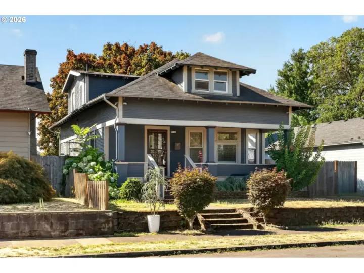 8028 SE TAYLOR ST, Portland