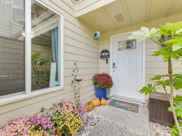 8608 NE MASON DR 8, Vancouver