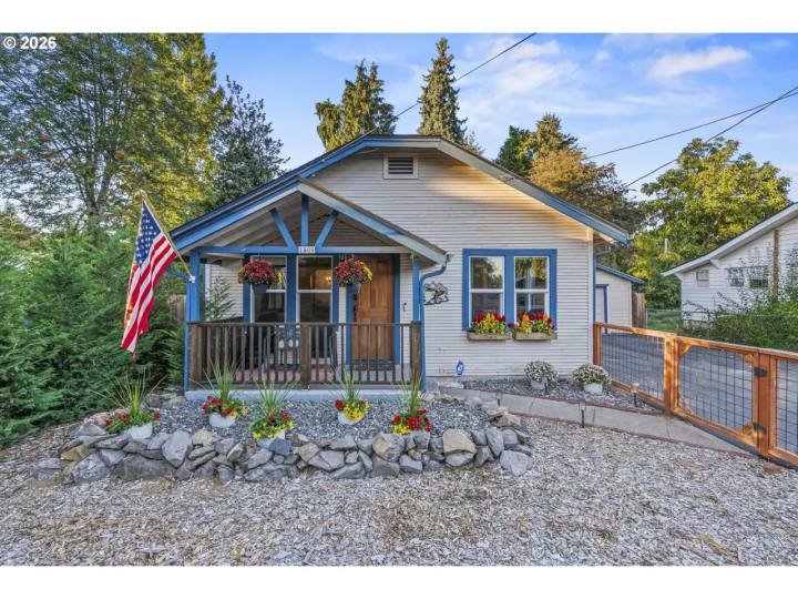 1809 SE 7TH AVE, Camas