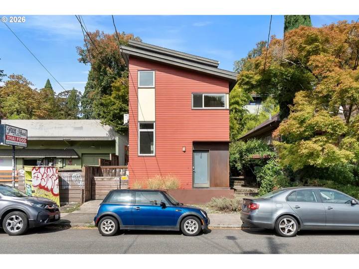 2319 SE BELMONT ST, Portland