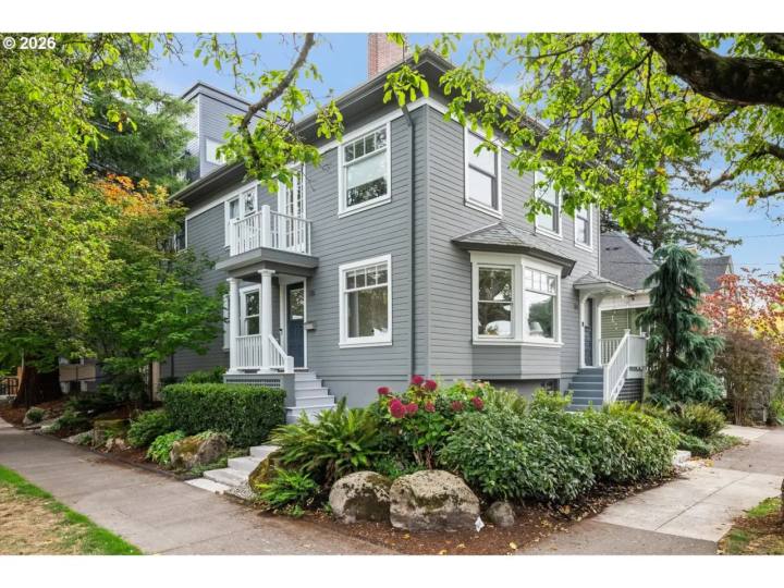 138 NE 18TH AVE, Portland