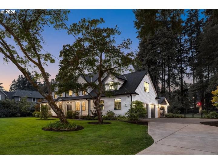 4725 UPPER DR, Lake Oswego