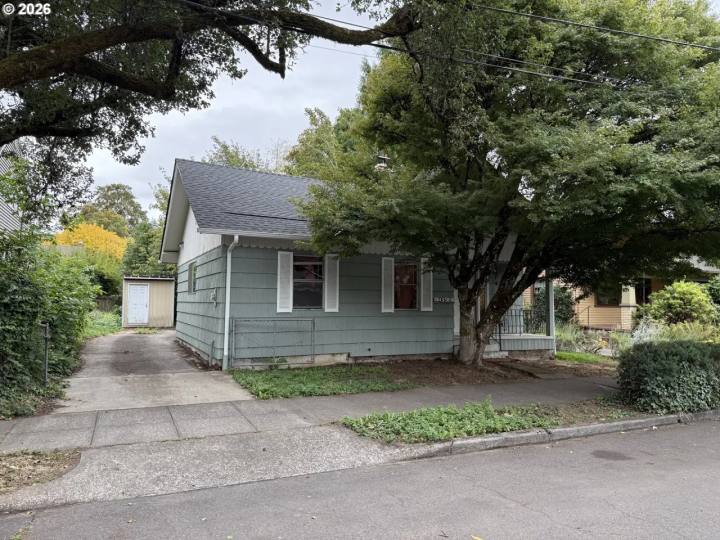 5624 SE ANKENY ST, Portland