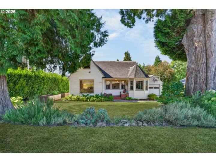 3326 SE LAKE RD, Milwaukie