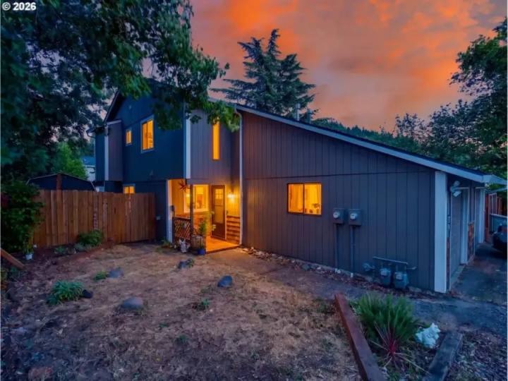13954 SE CENTER ST, Portland