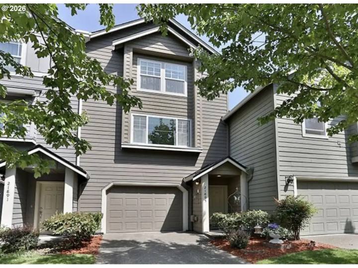 21895 NE HEARTWOOD CIR, Fairview