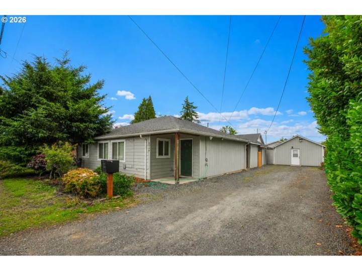 8044 SE MALDEN ST, Portland