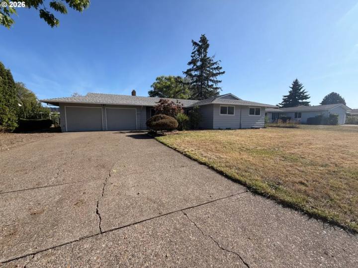 1573 NE BARBERRY DR, Hillsboro