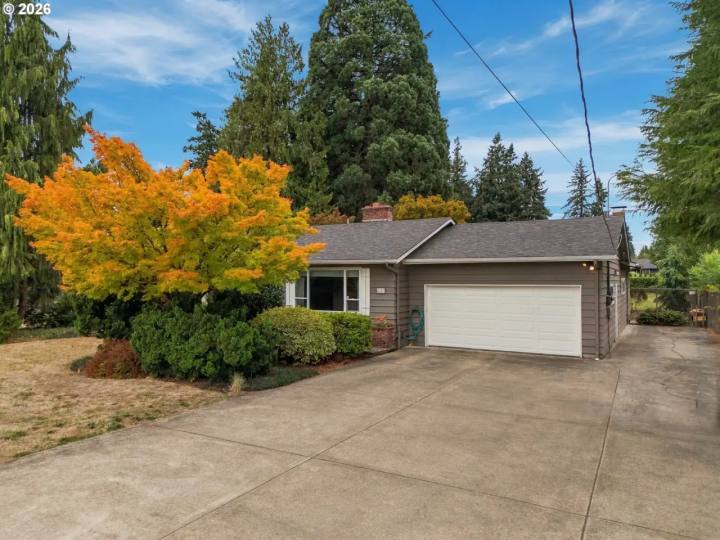 8123 SE ROOTS RD, Milwaukie