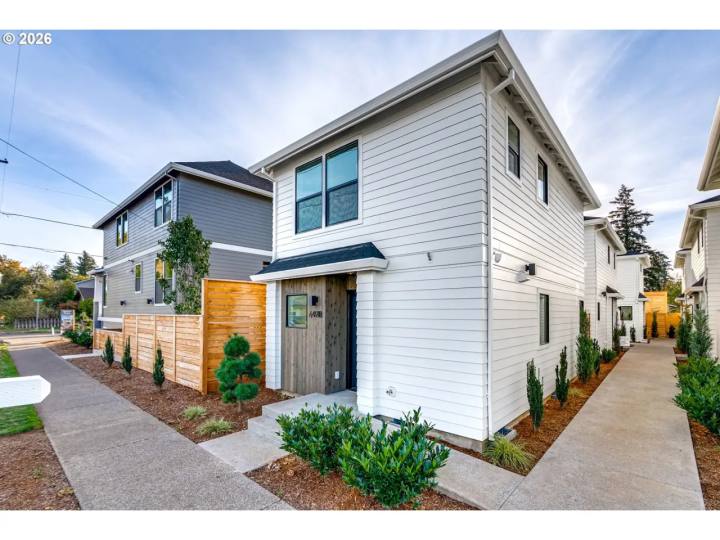 6491 SE Ramona ST B, Portland