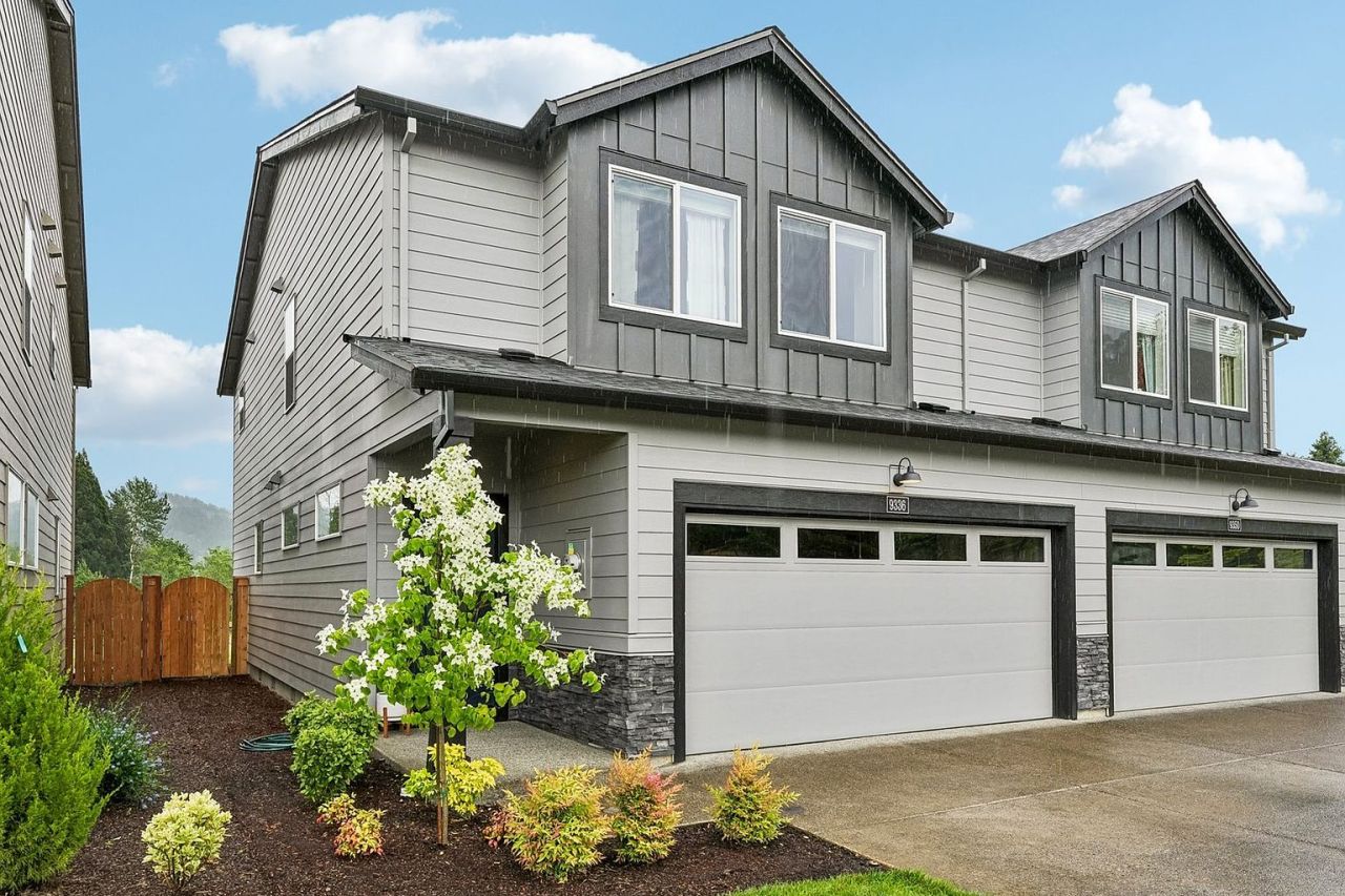 Reading an HOA packet: the four things I check